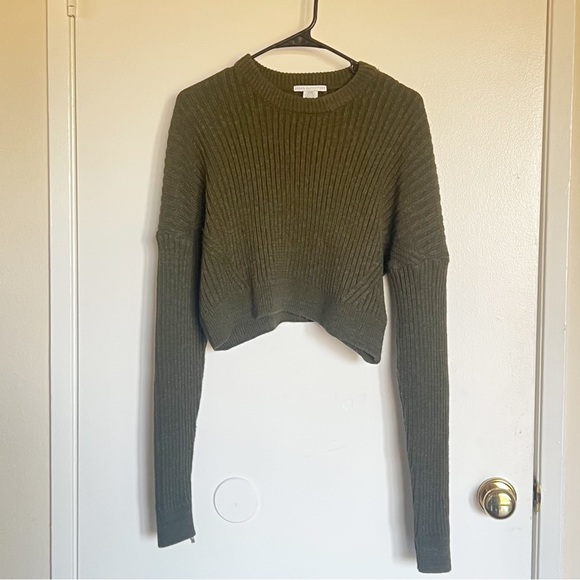 Urban outfitters green long sleeve crop top - Picture 3 of 9